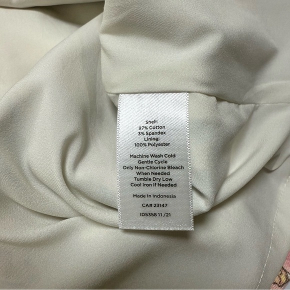 Talbots Pastel Tropical Parrot Print A-line mini skirt. Size 6 - Picture 6 of 8